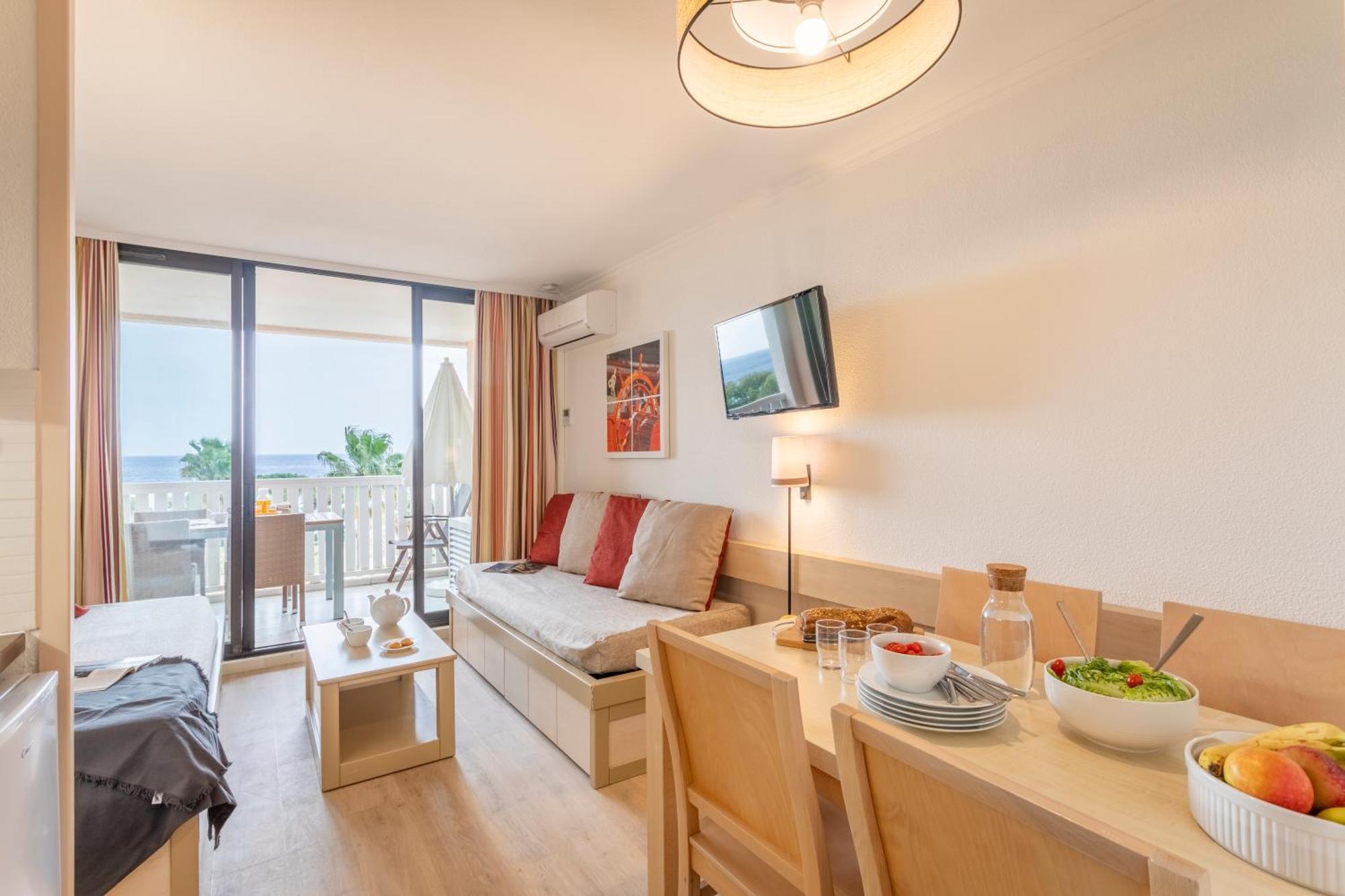 Appartement 1 Chambre avec Climatisation et Terrasse ou Balcon (4 Personnes) - Vue sur Mer - Côté Sud