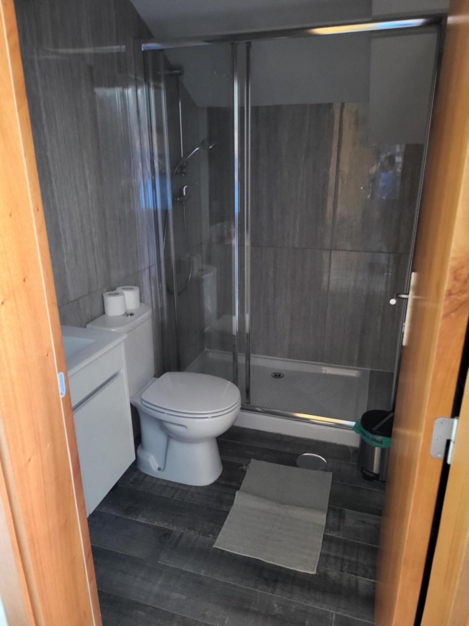 Family Room,1592061951:JPEG