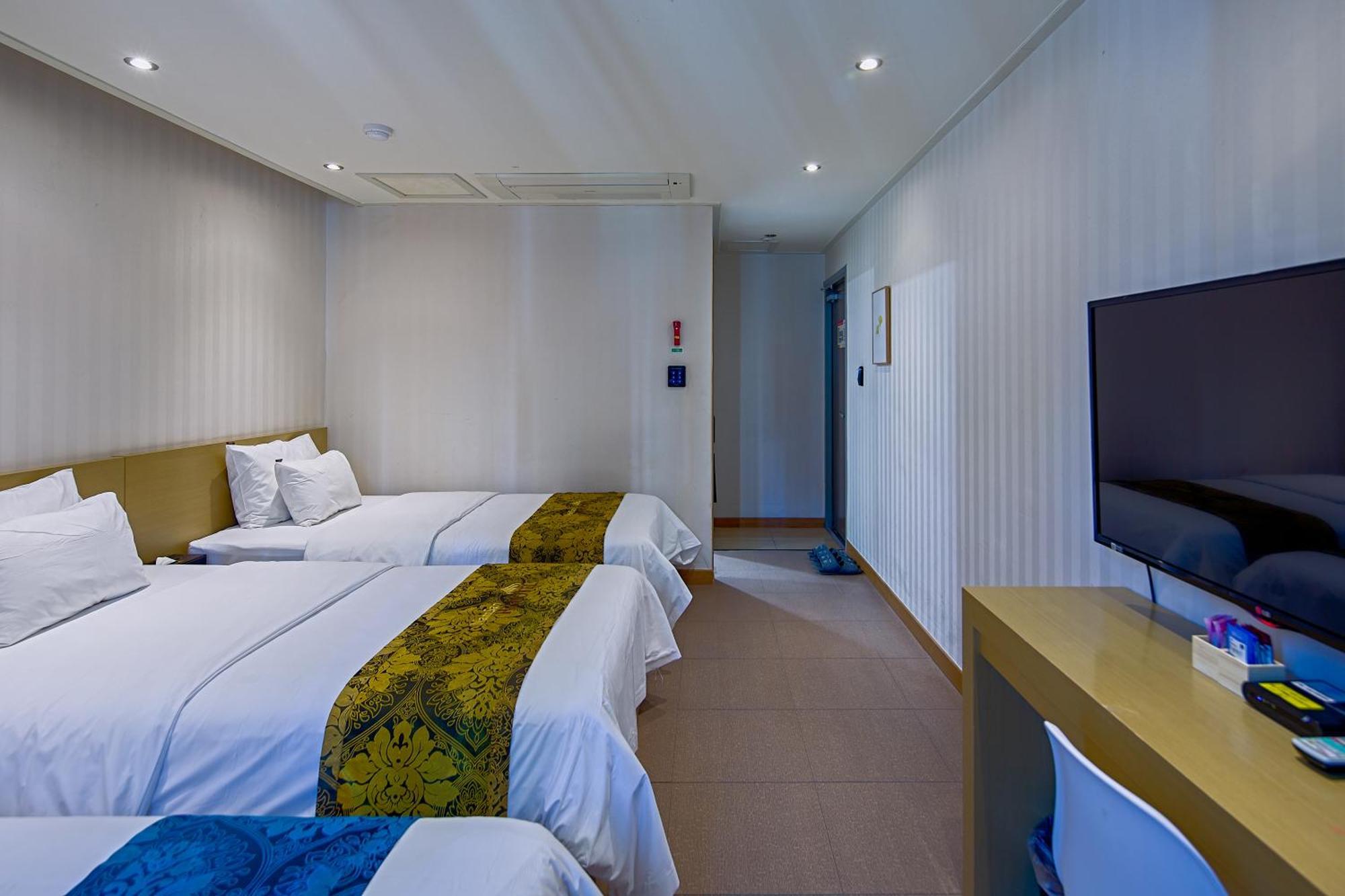 Chambre Familiale