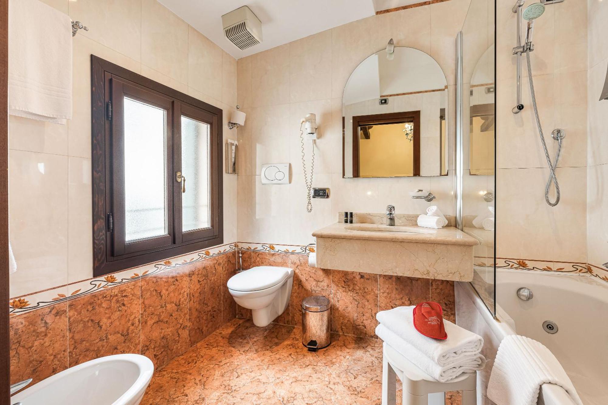Habitación Triple Clásica