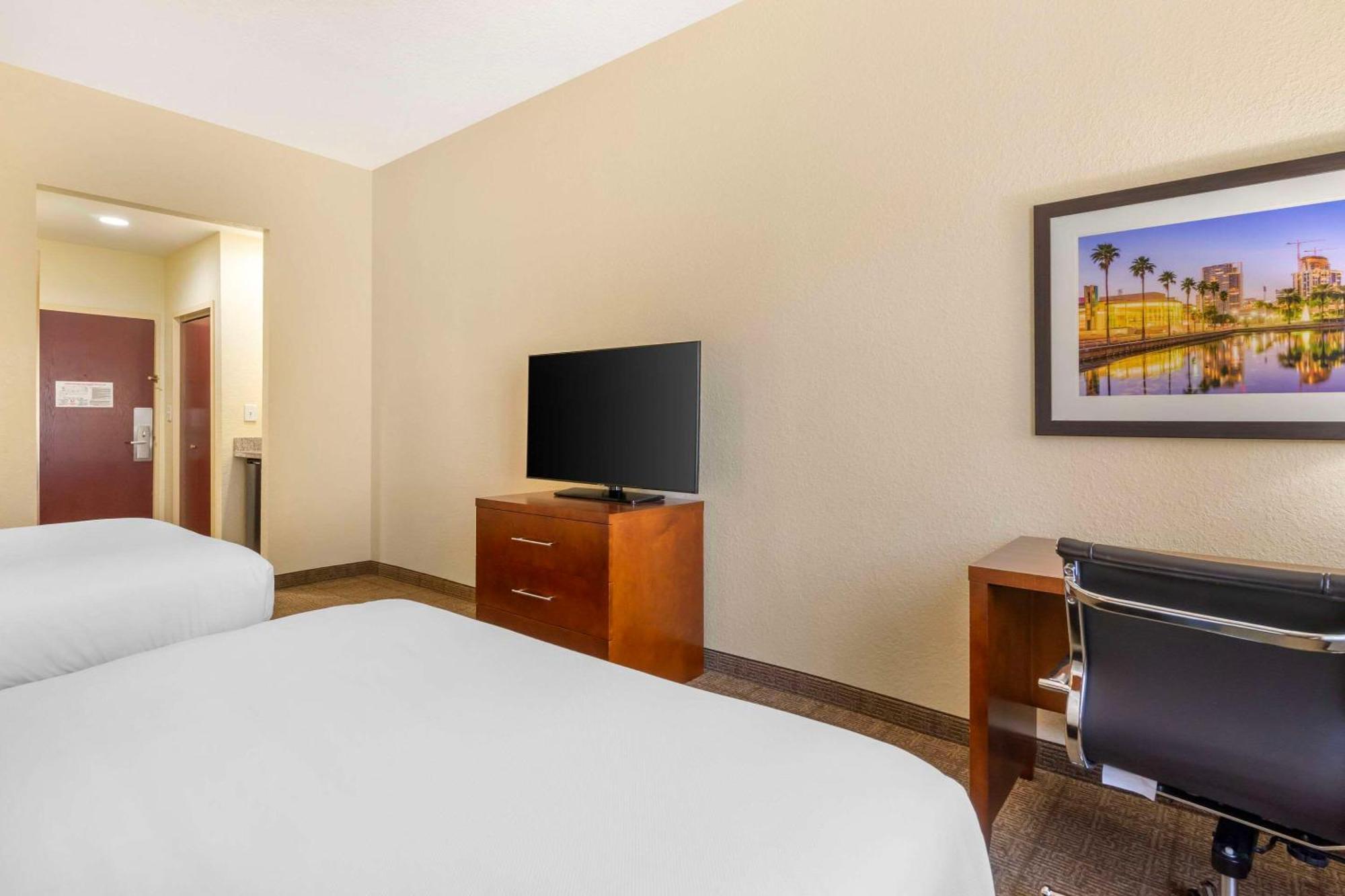 Queen Room with Two Queen Beds