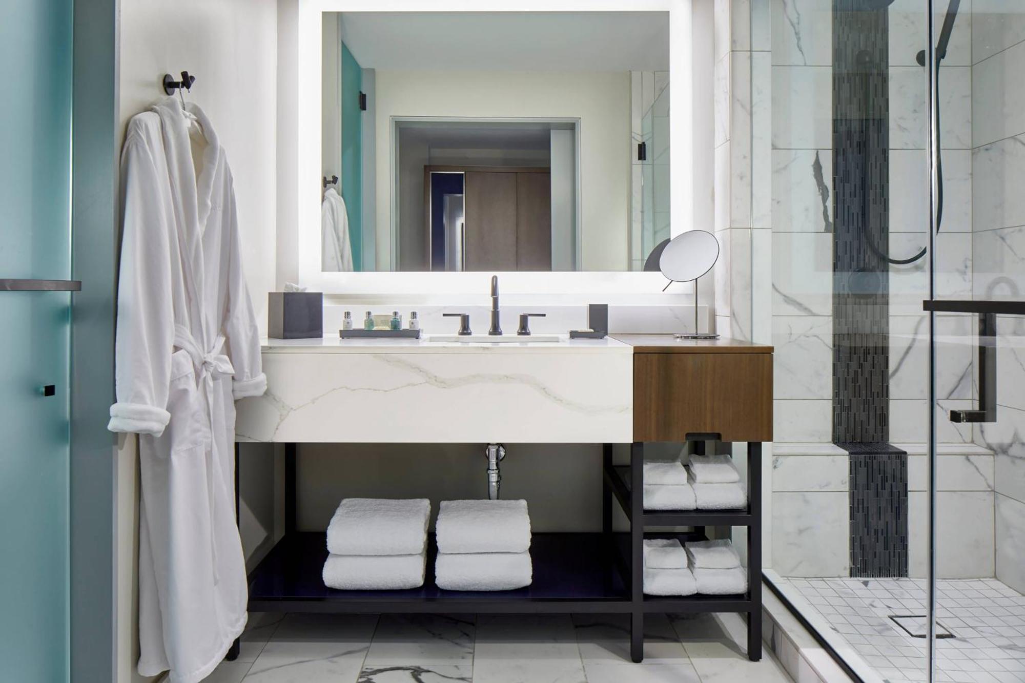 Guest room, 1 King, Sofa bed