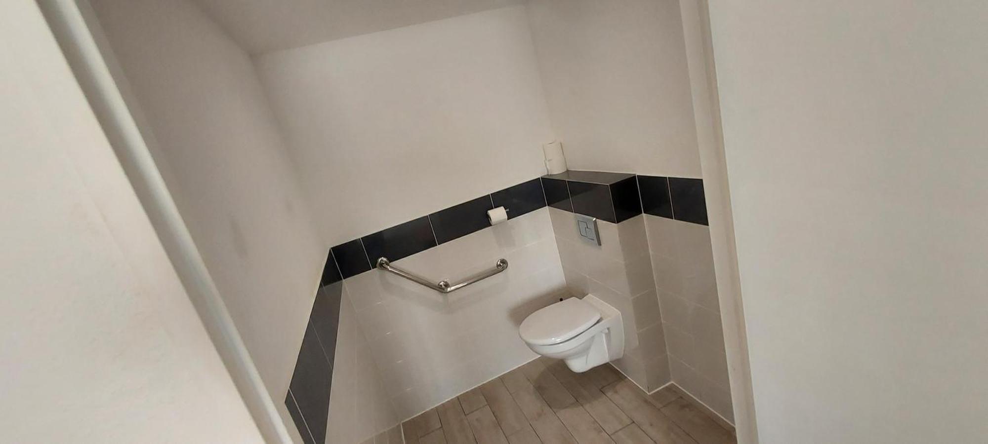 Chambre Double - Accessible aux Personnes à Mobilité Réduite