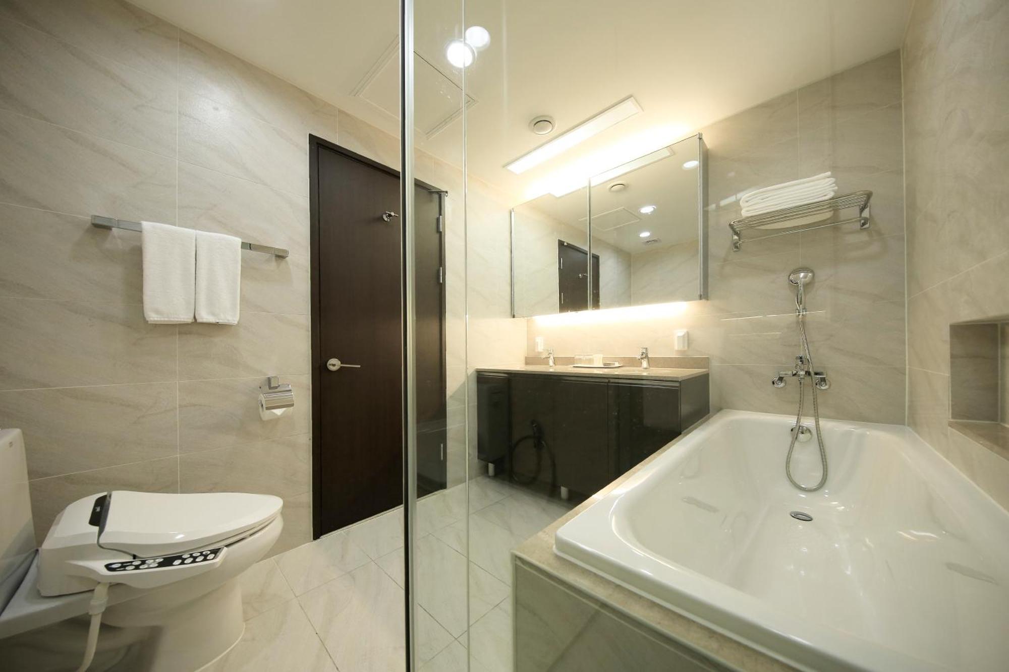 Deluxe Apartment mit 3 Schlafzimmern (4 Erwachsene) - KEIN REINIGUNGSSERVICE