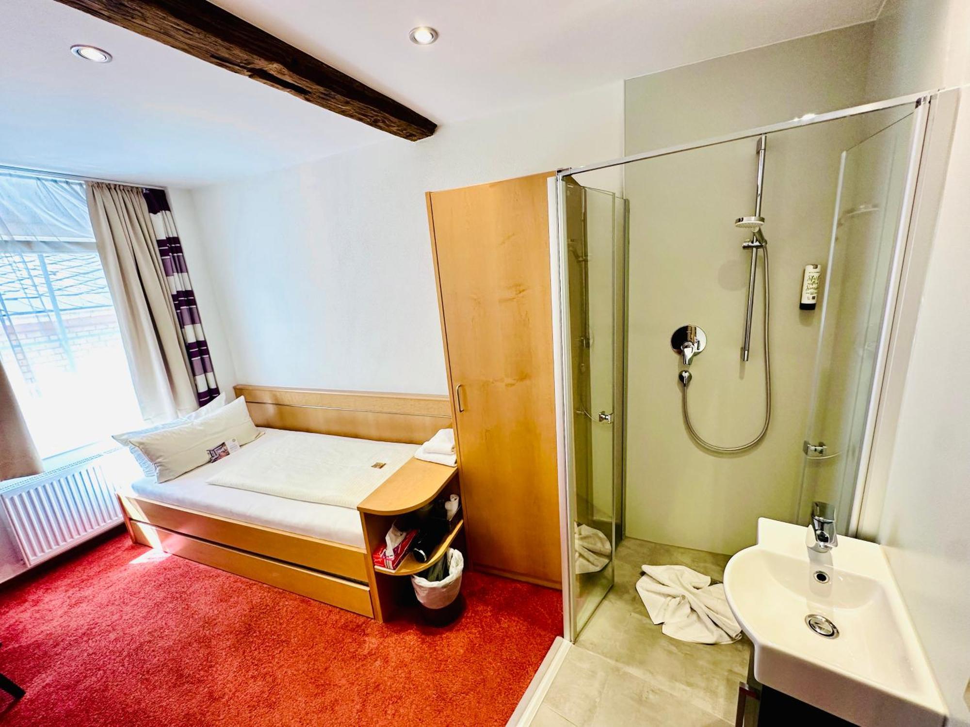 Eenpersoonskamer met Gedeelde Toilet