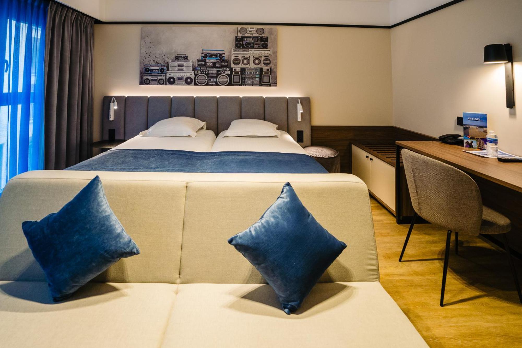 Junior Superior Suite