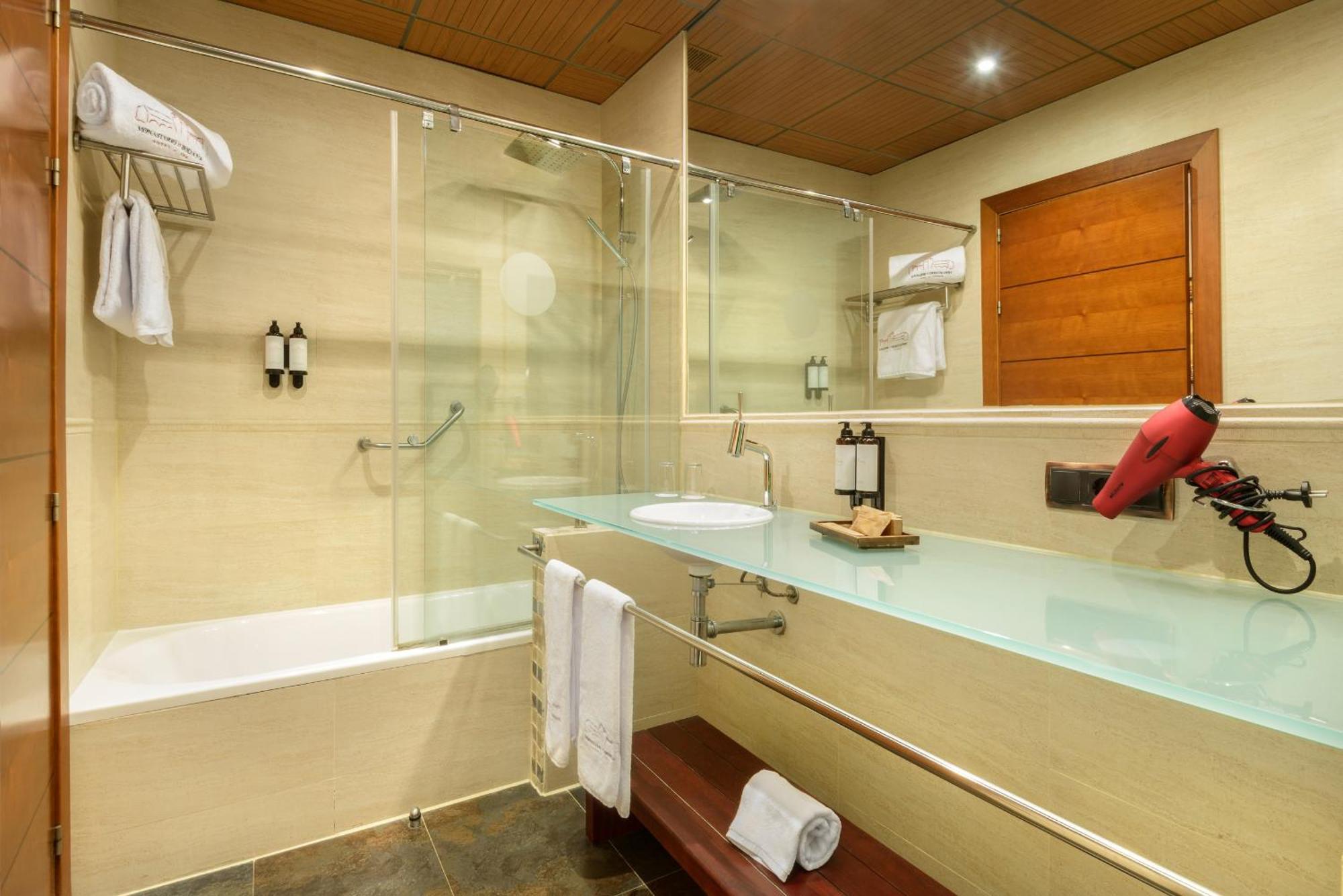 Superior Double or Twin Room,1593640992:JPEG