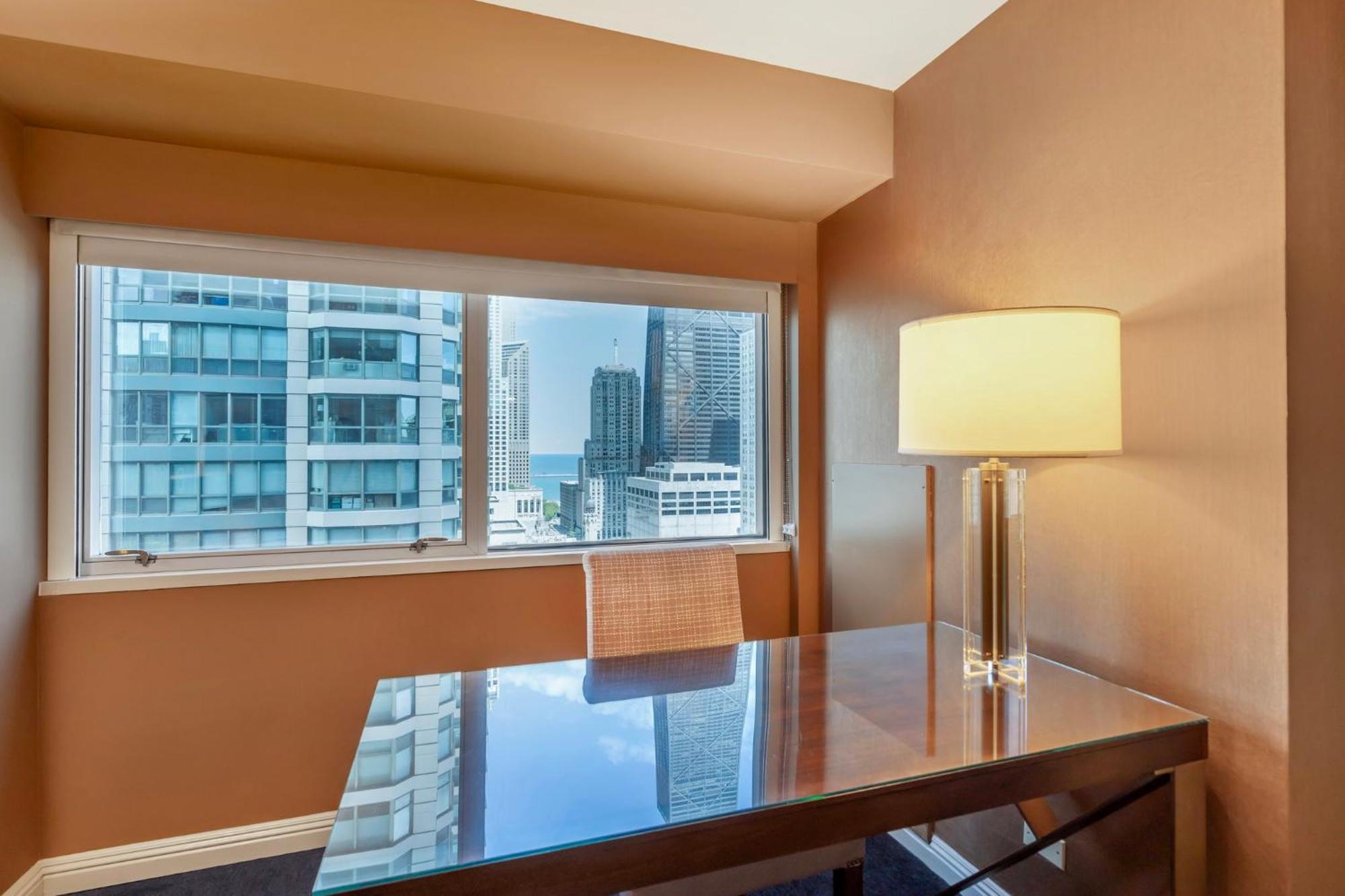 Suite mit 1 Schlafzimmer, 1 Kingsize-Bett und ausziehbarem Bett