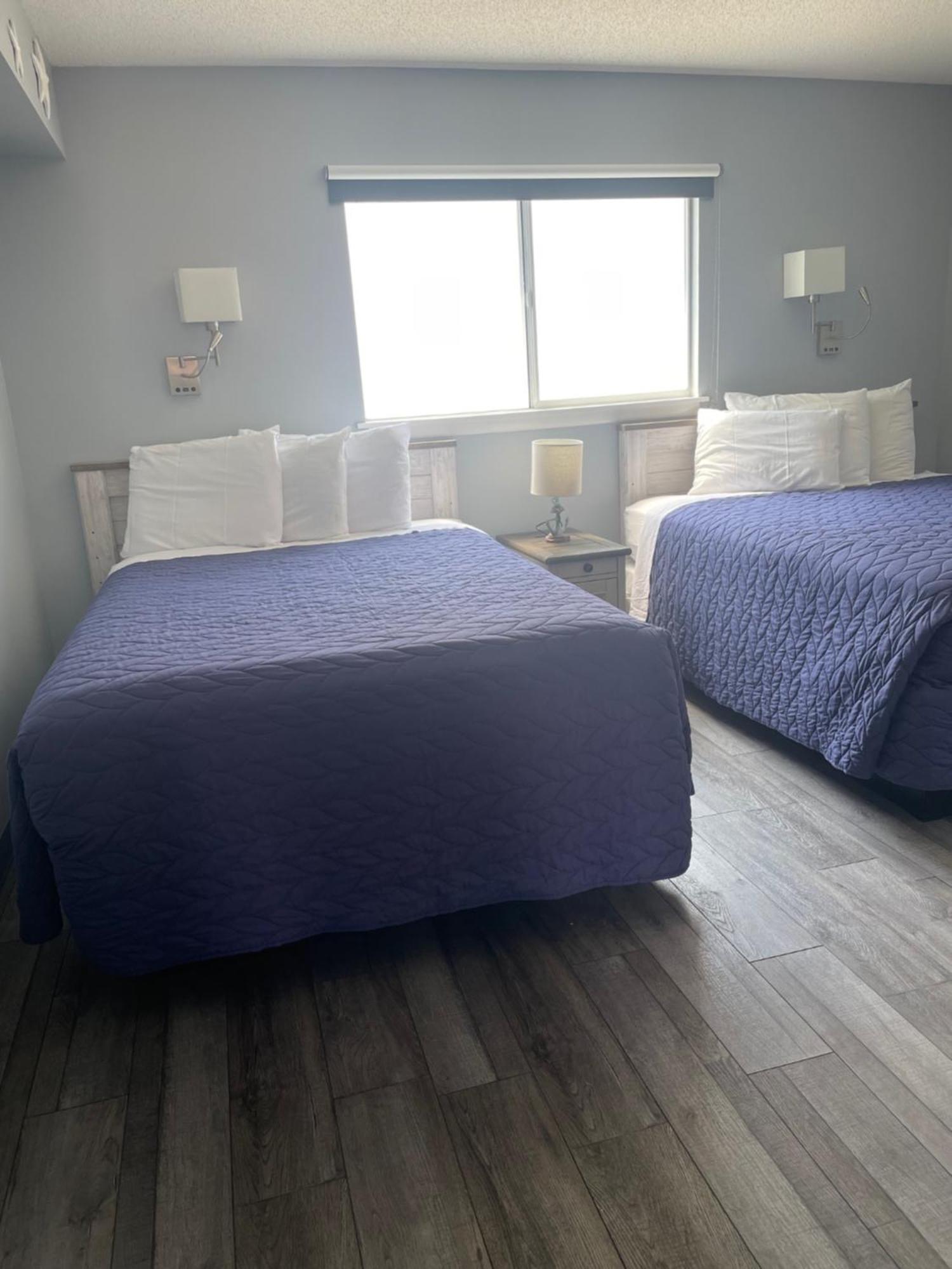 Deluxe Suite with Sea View