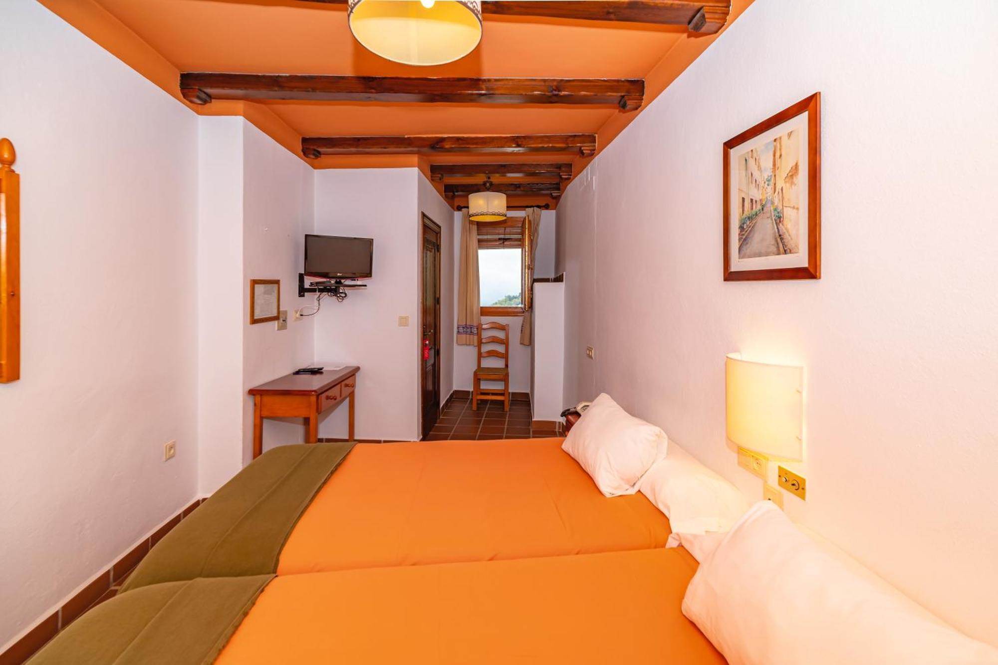 Economy Double Room with Mountain View