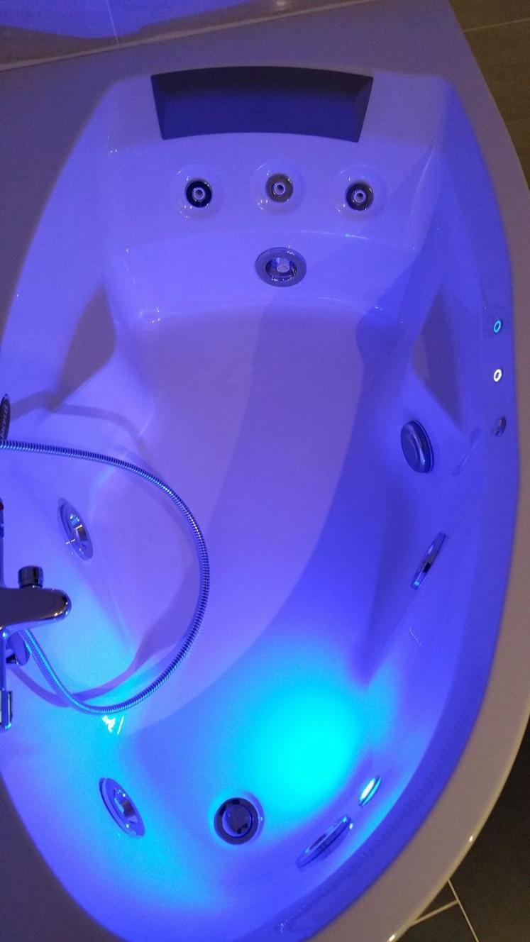 Suite avec Baignoire Spa