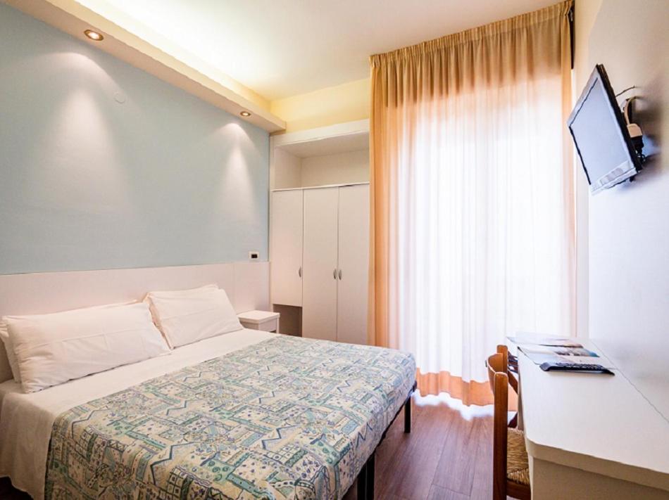 Double or Twin Room with Sea View,1591492408:JPEG