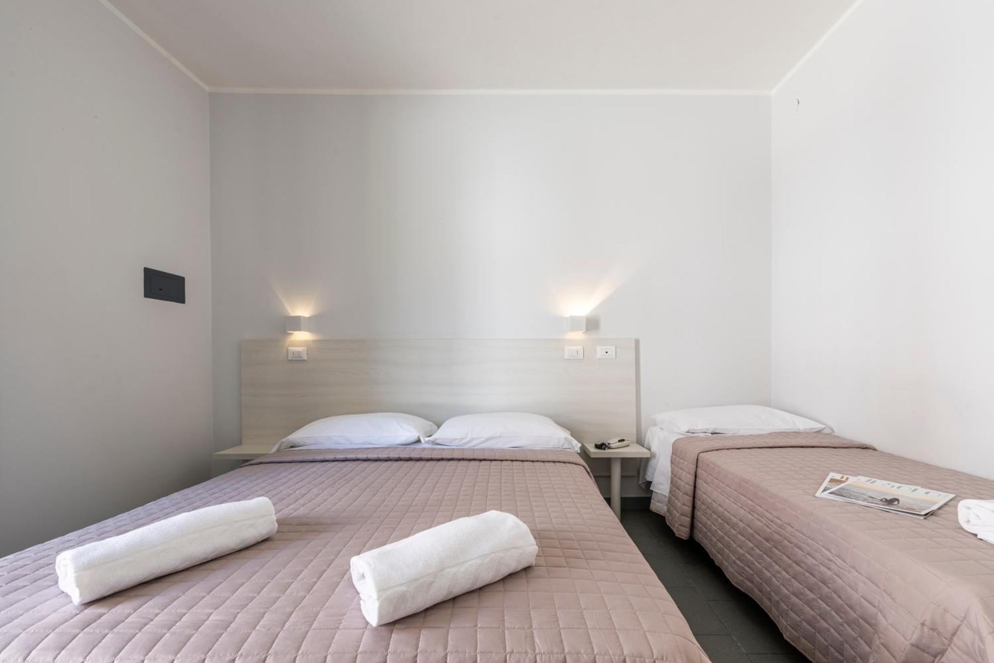 Deluxe Triple Room,1610293410:JPEG