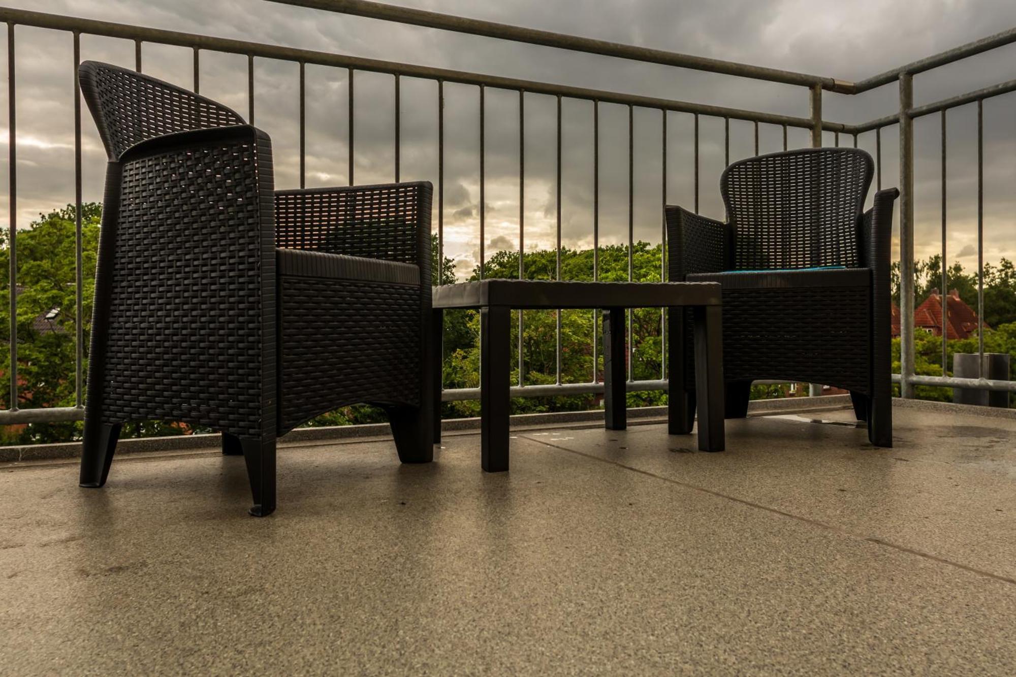 Apartment mit Balkon