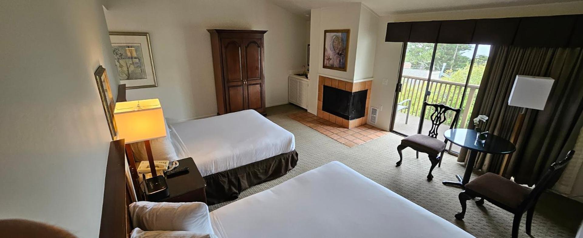 Deluxe Double Room with Balcony and Sea View