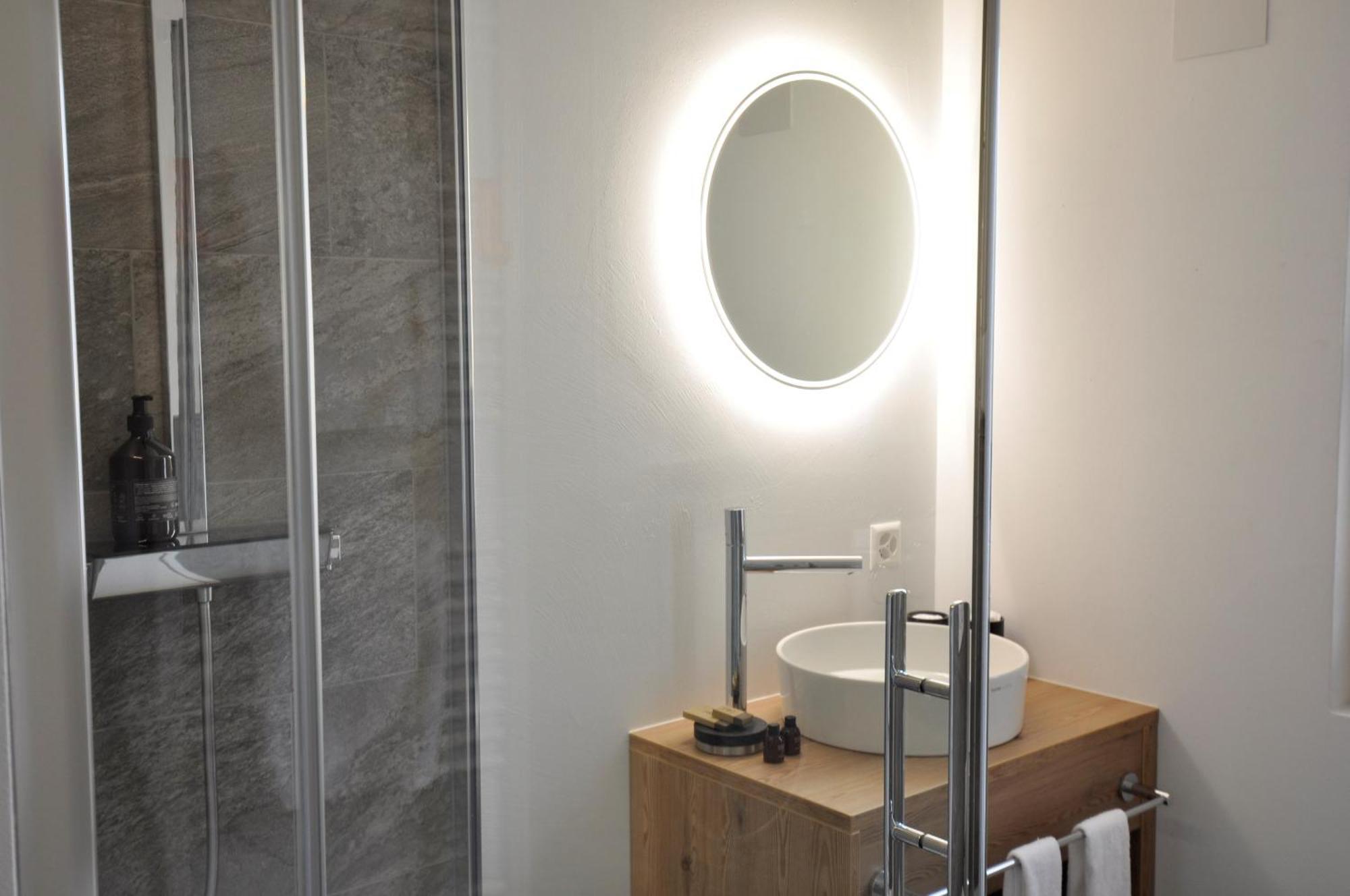 Deluxe Doppel-/Zweibettzimmer