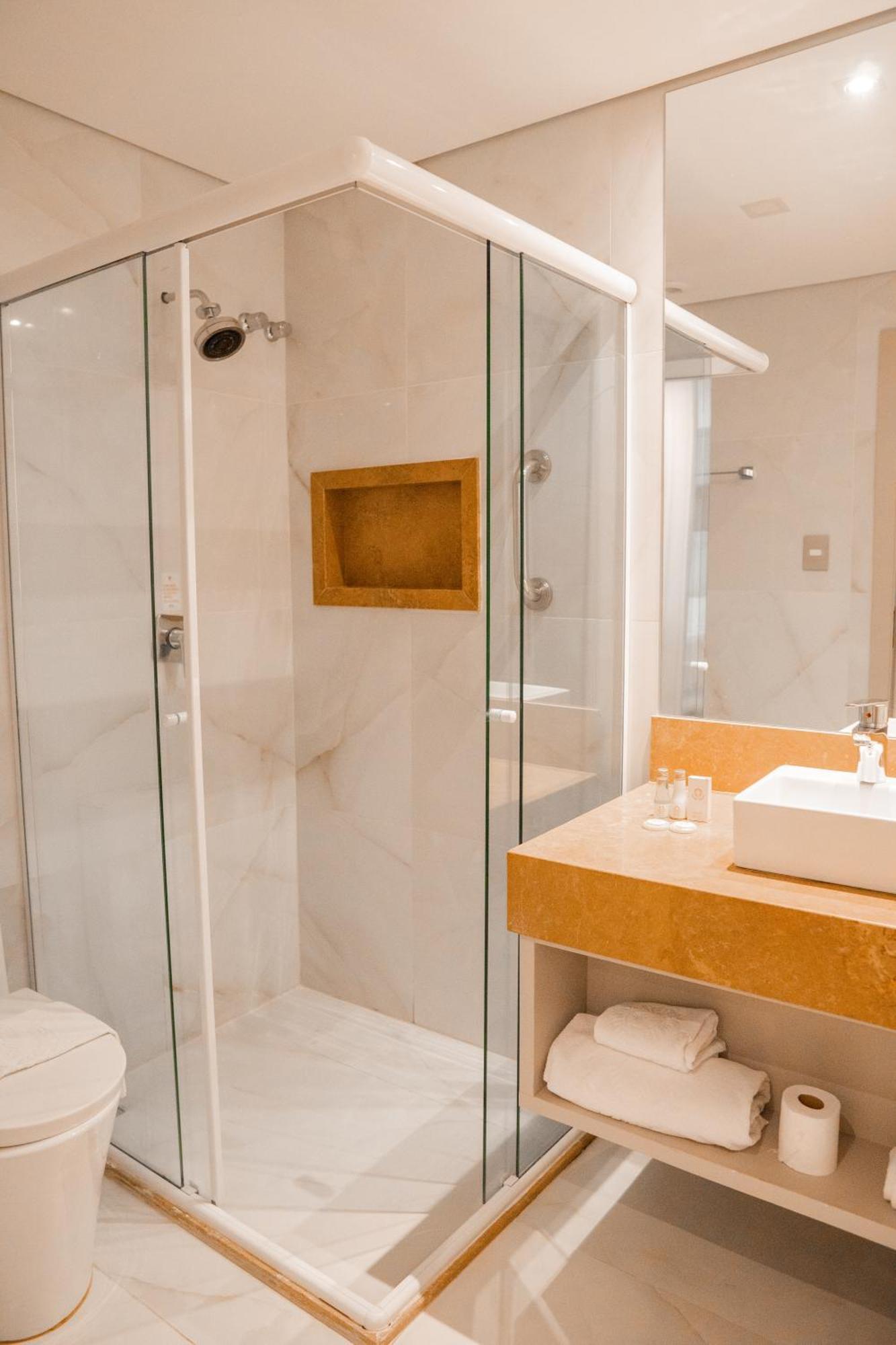 Luxury Triple Room,1611192050:JPEG