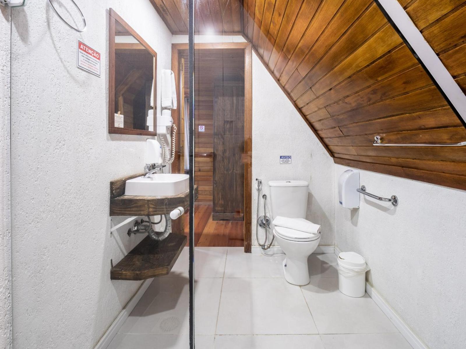 Quarto Triplo Standard