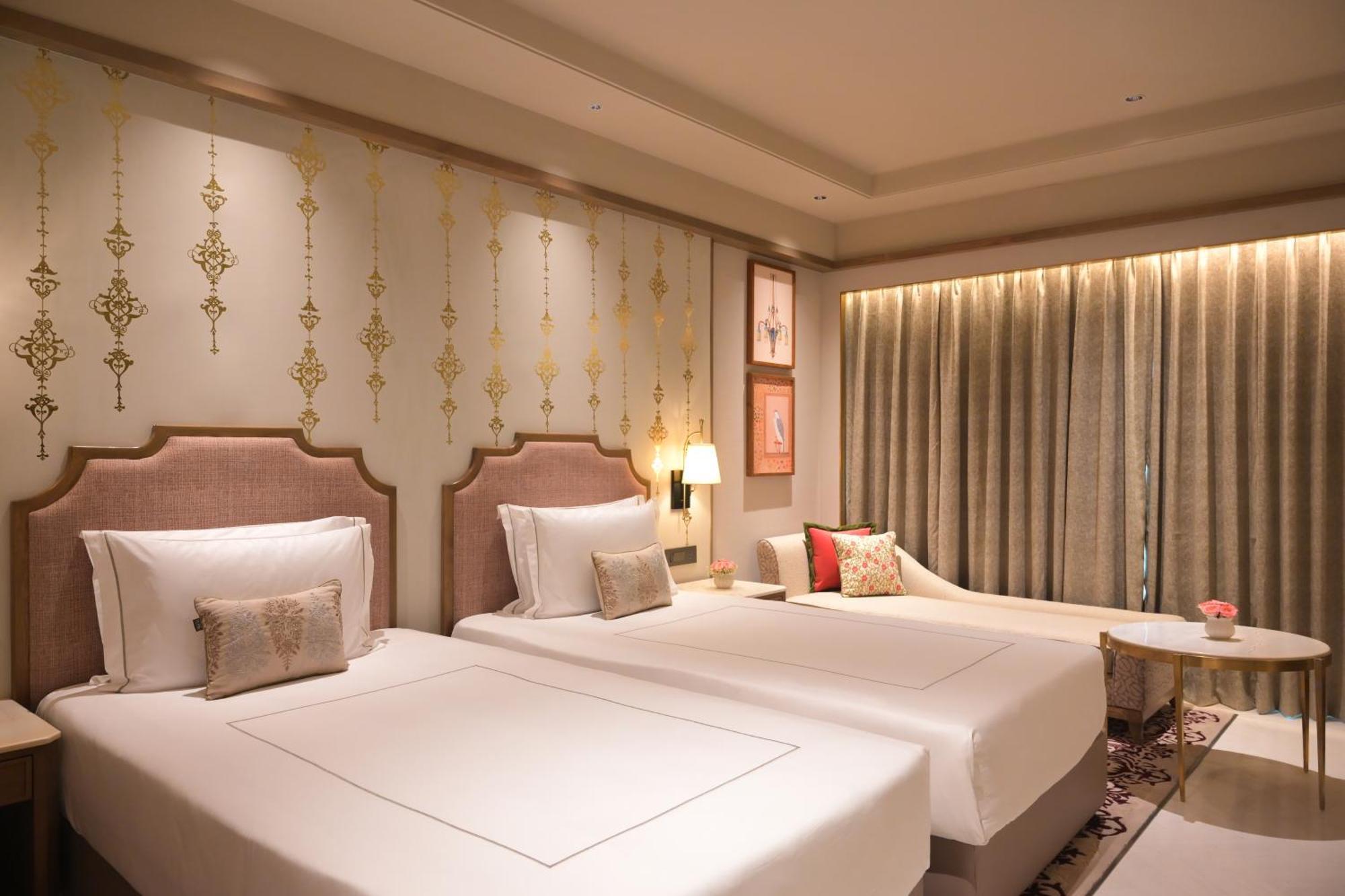 Luxury Room Twin Beds with 15% discount on food, beverages, laundry and spa