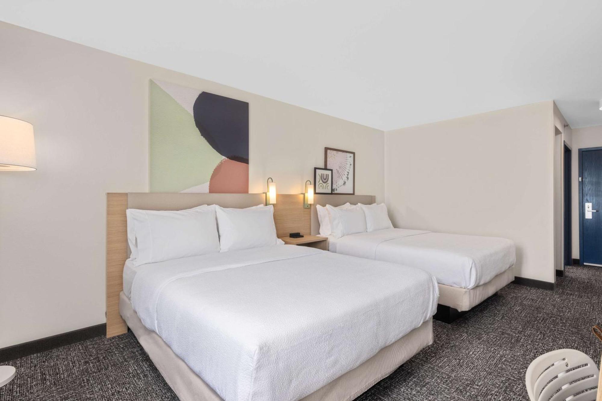 Queen Room with Two Queen Beds