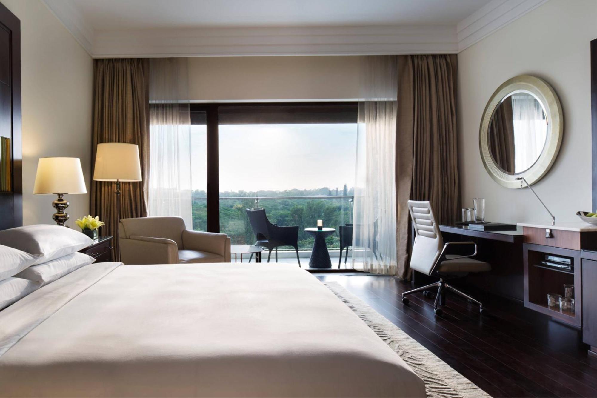 Executive Room Balcony Club lounge access 1 King,1633691920:JPEG