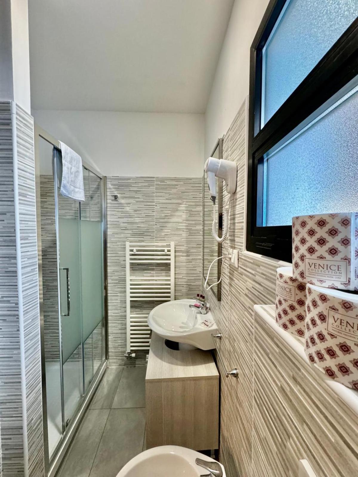 Quarto Duplo