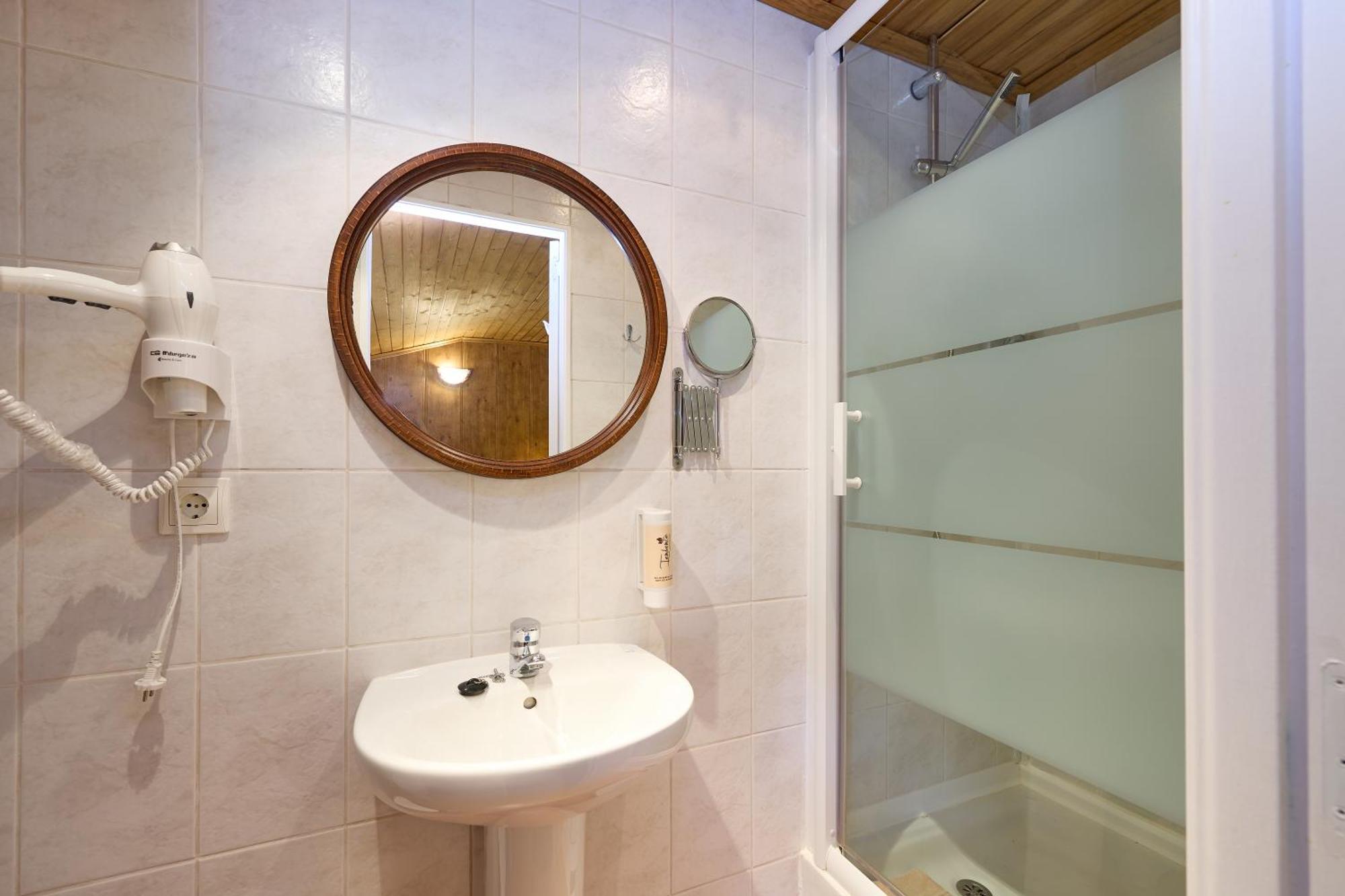 Habitación Familiar (2 adultos y 2 niños)