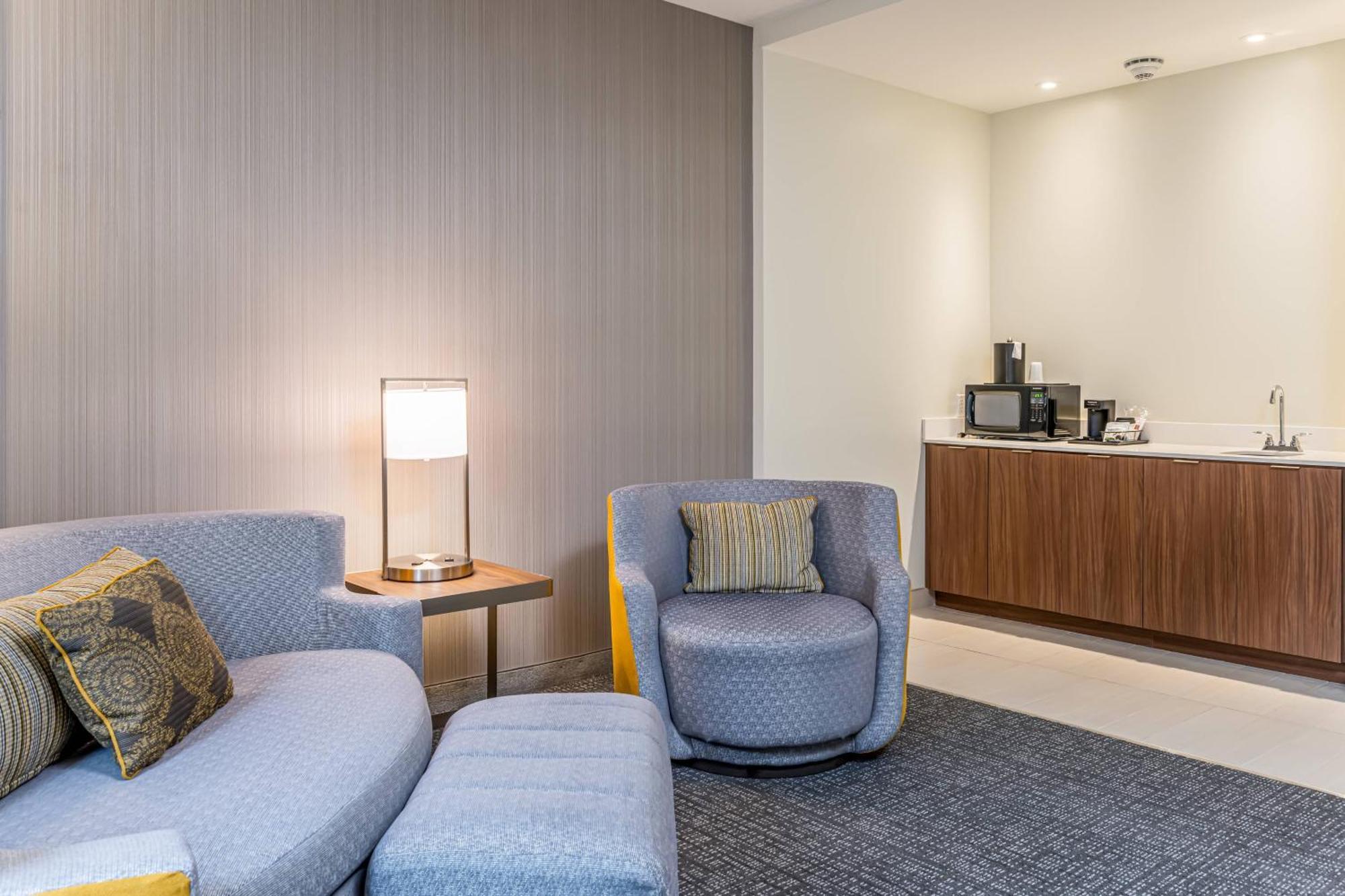 King Suite with Roll-In Shower and Sofa Bed - Mobility Access