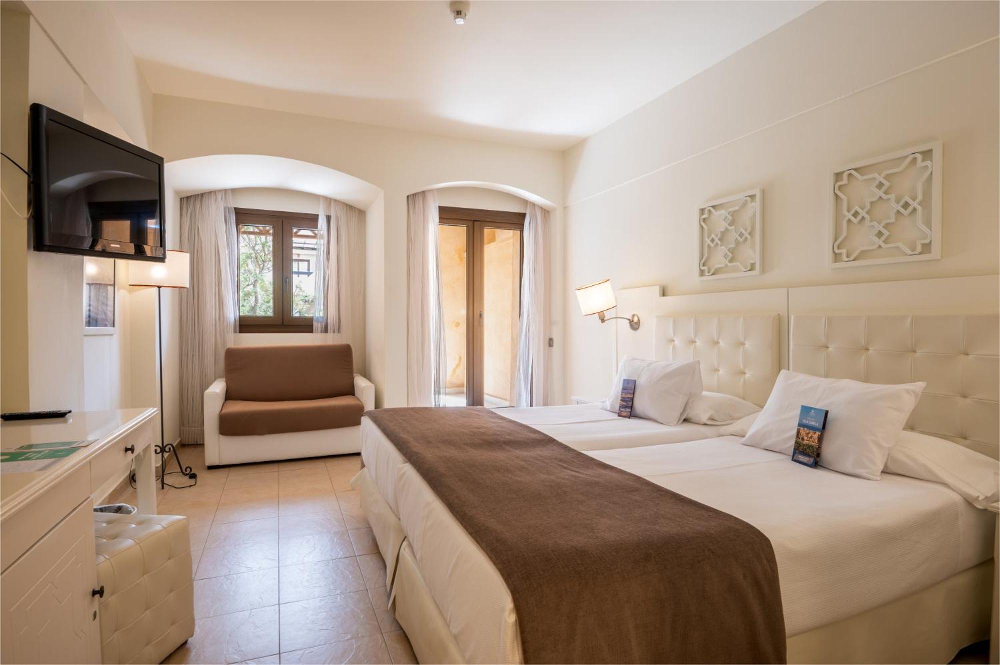 Single Room with Lake View