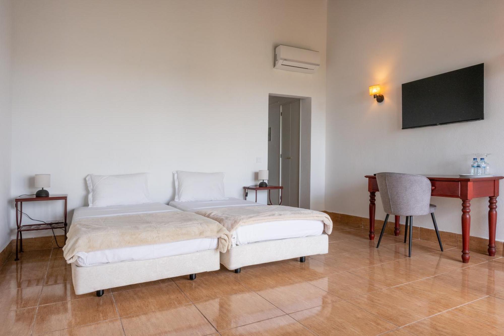 Quarto Twin Superior com Vista Mar