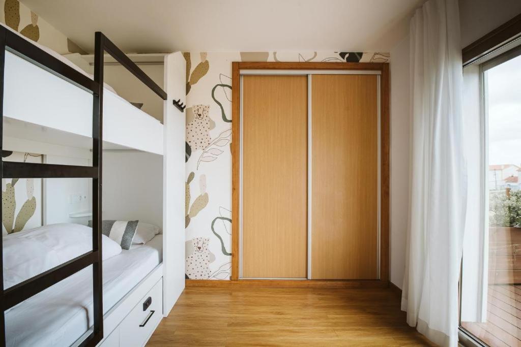 Single Bed Dormitory Room,1615822968:JPEG