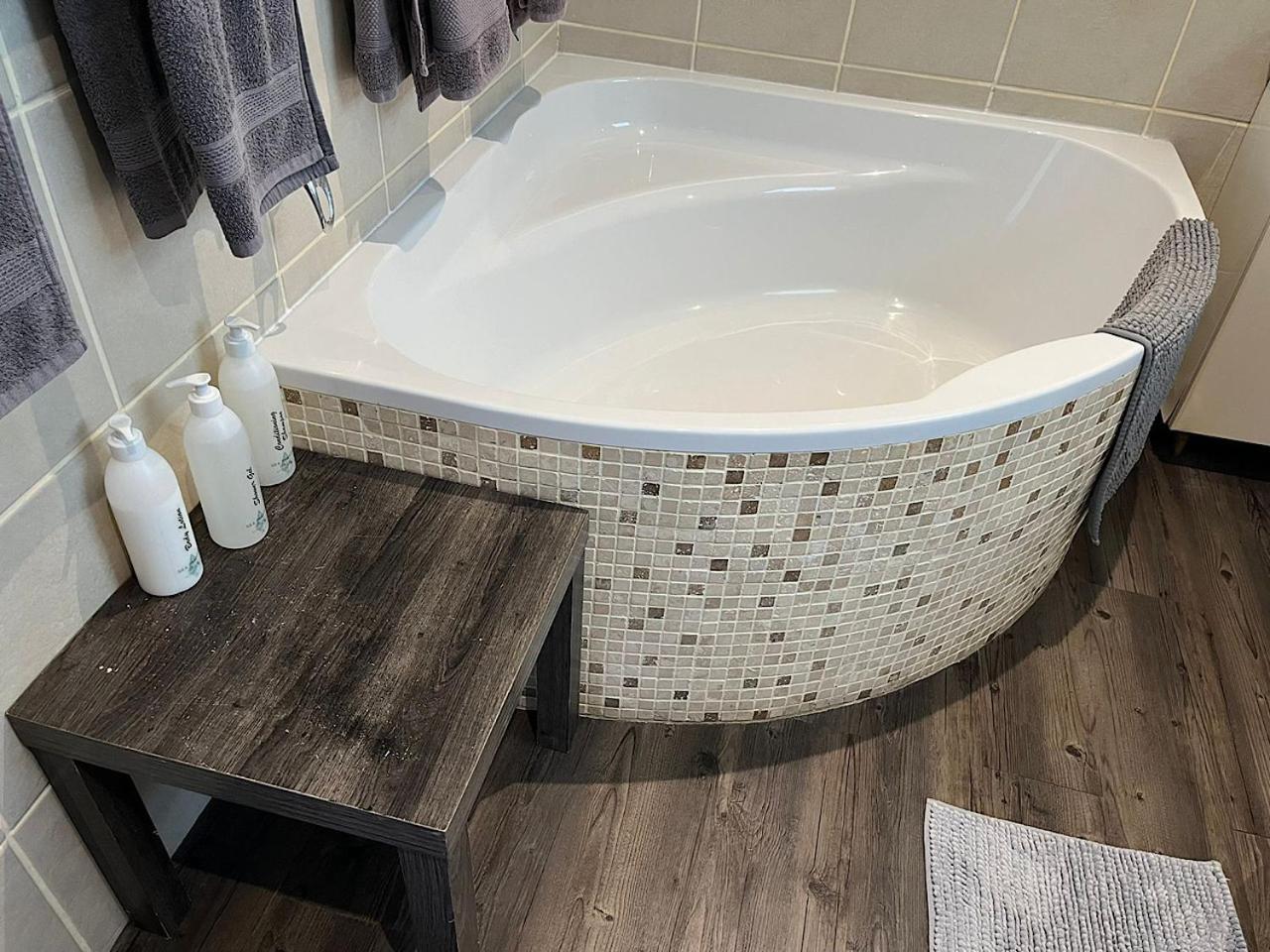 Luxe Tweepersoonskamer met 1 of 2 Bedden 6