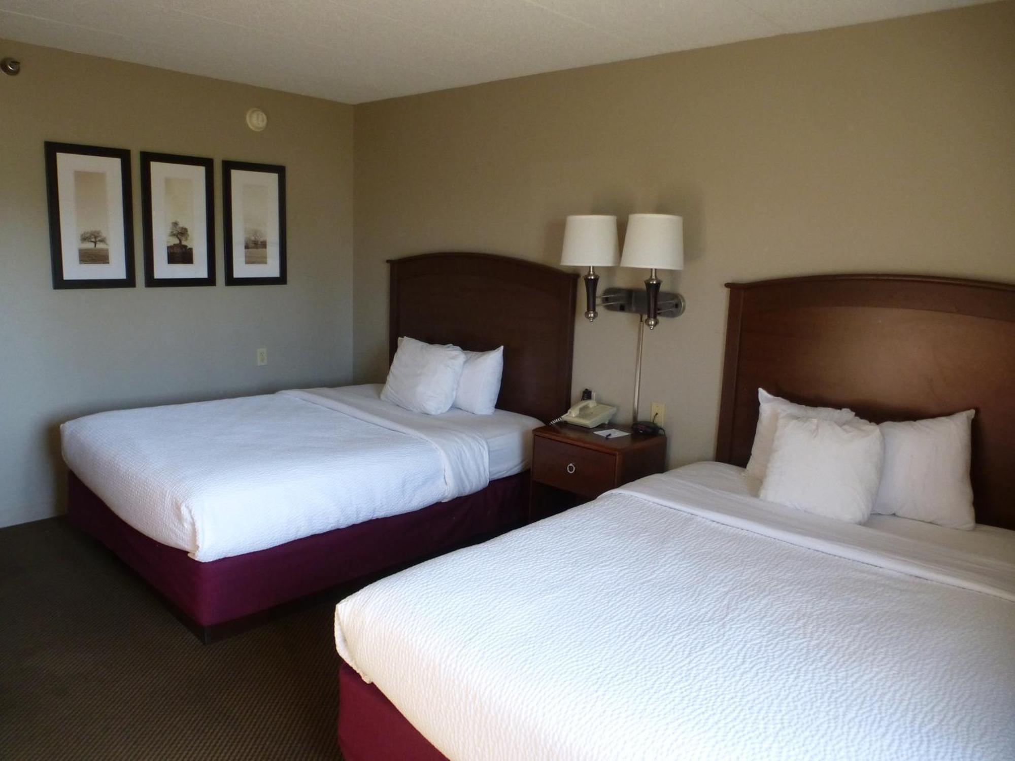 Queen Room with Two Queen Beds - Non-Smoking