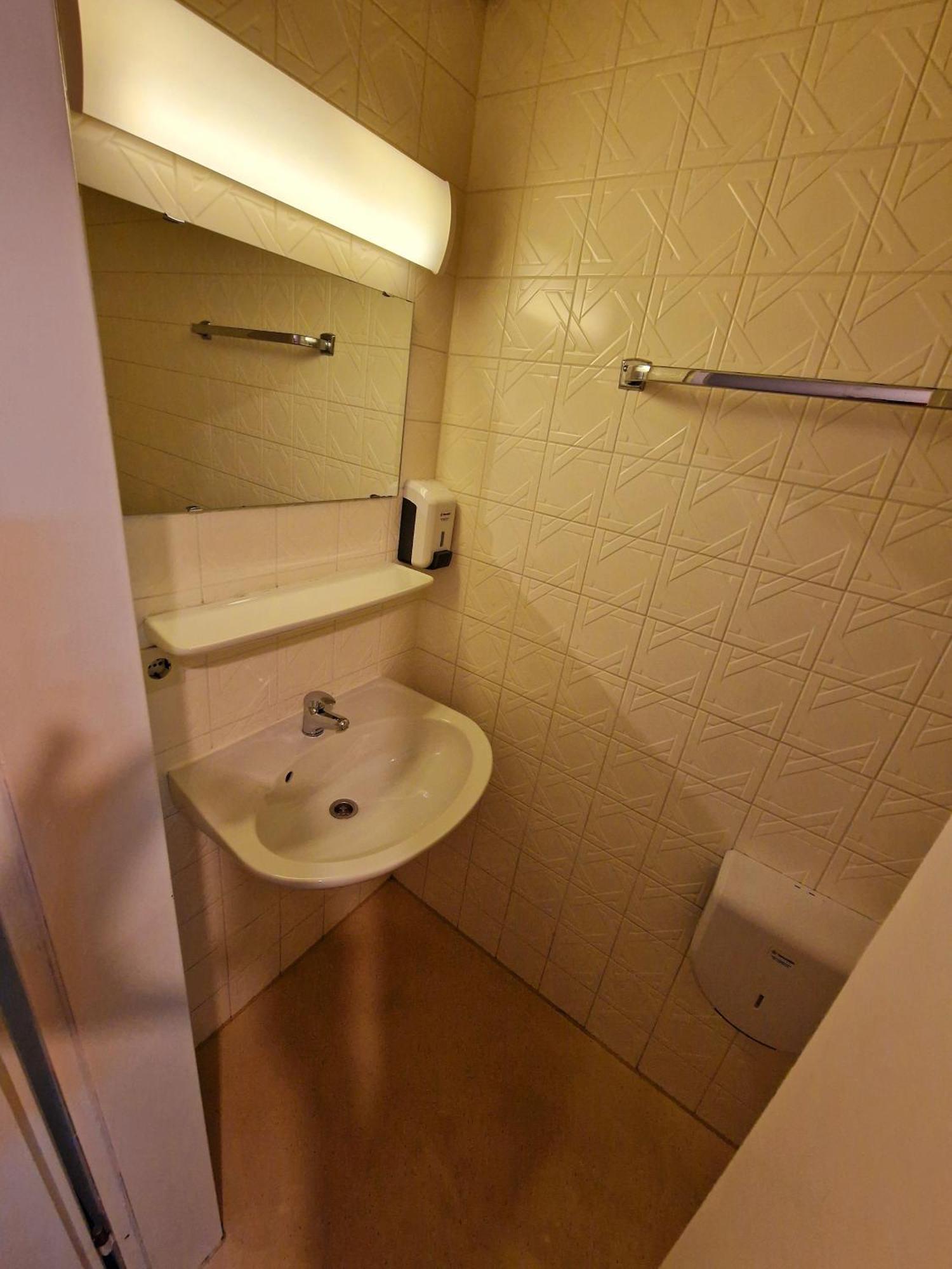 Camera Matrimoniale con Bagno Privato Esterno