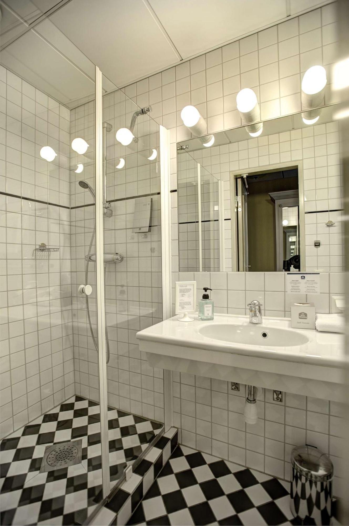 Standaard Kamer met Queensize Bed - Rookvrij