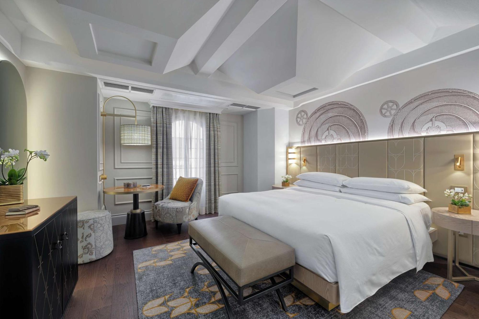Executive King Room,1622867552:JPEG
