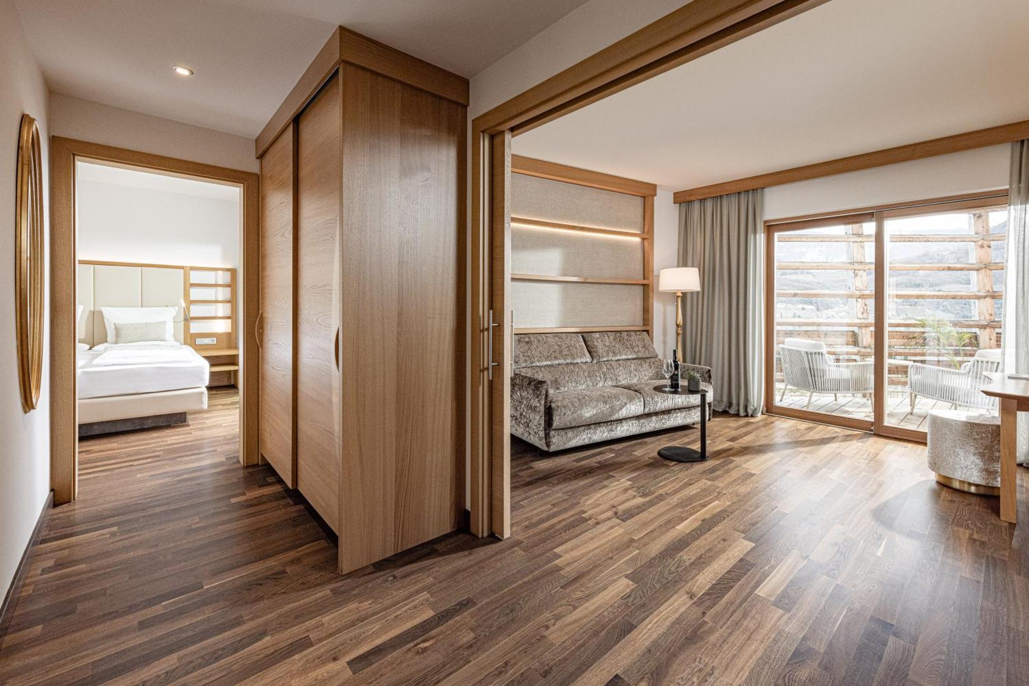 Suite Lake View,1623663295:JPEG