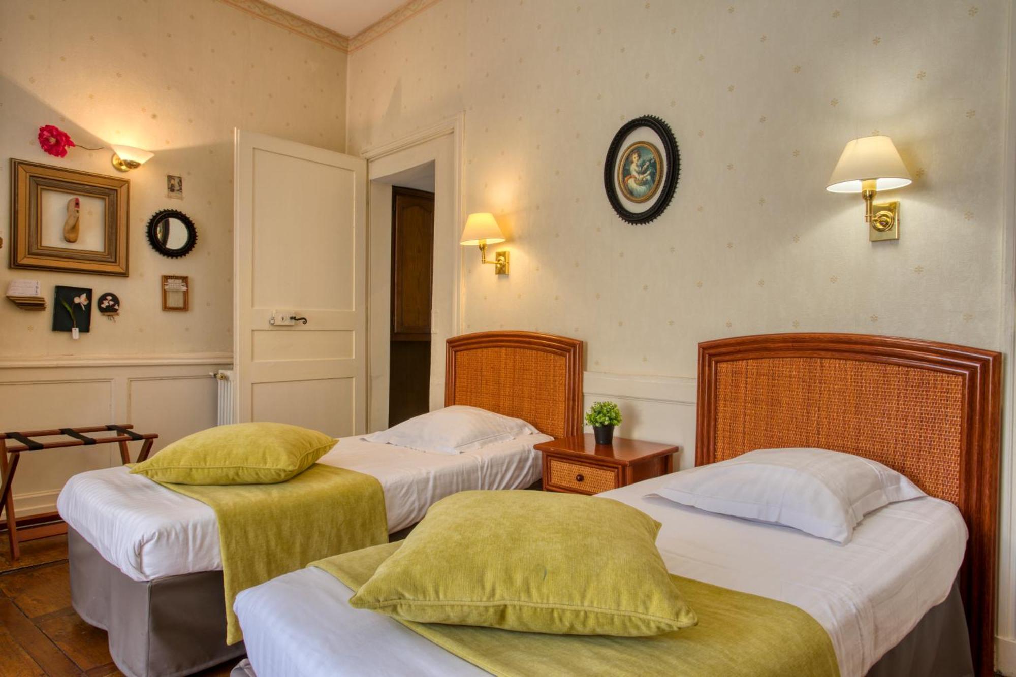 Grande Chambre Double ou Lits Jumeaux