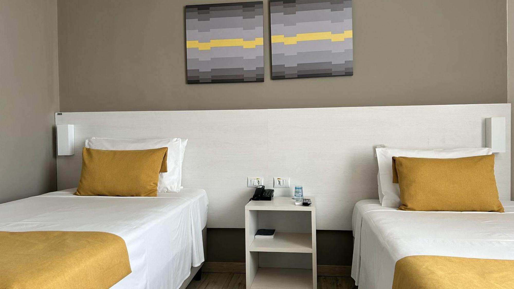 Quarto Superior com 2 Camas de Solteiro