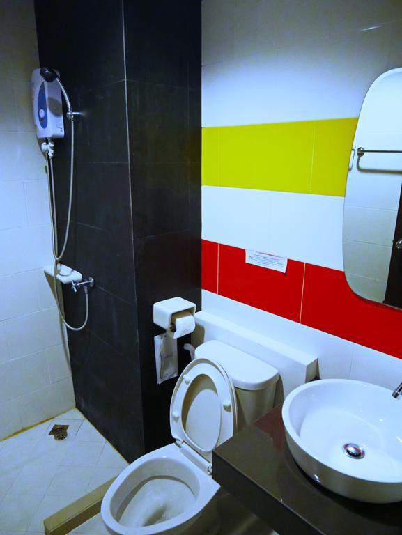 Bungalow met Gedeeld Zwembad