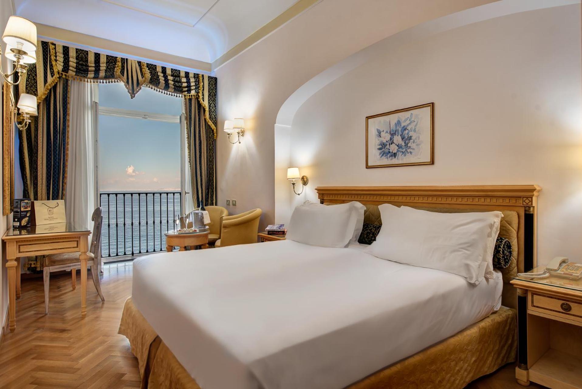 Superior Double Room with Sea View,1627930586:JPEG