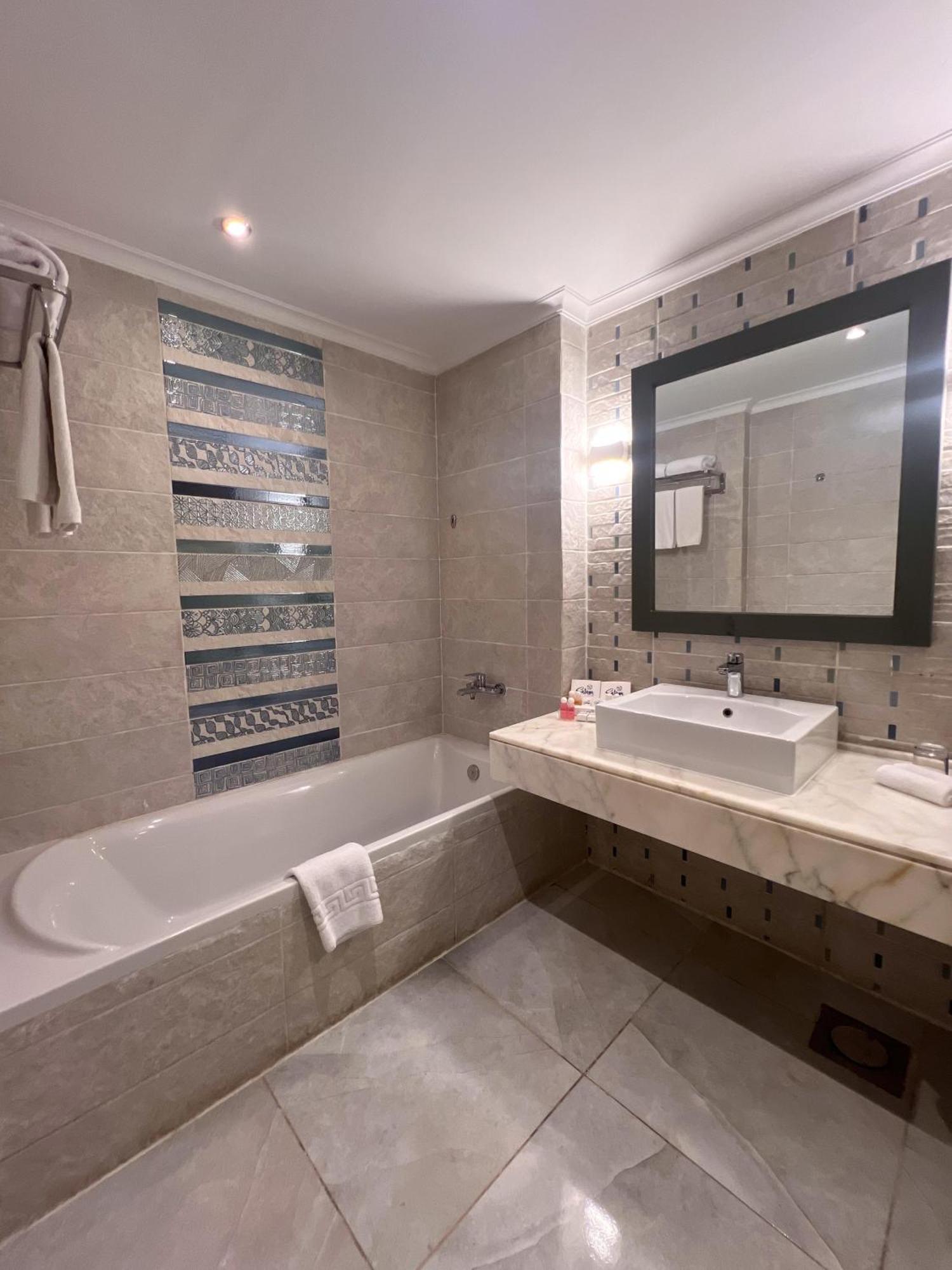 Suite Signature con Piscina e Vista Mare