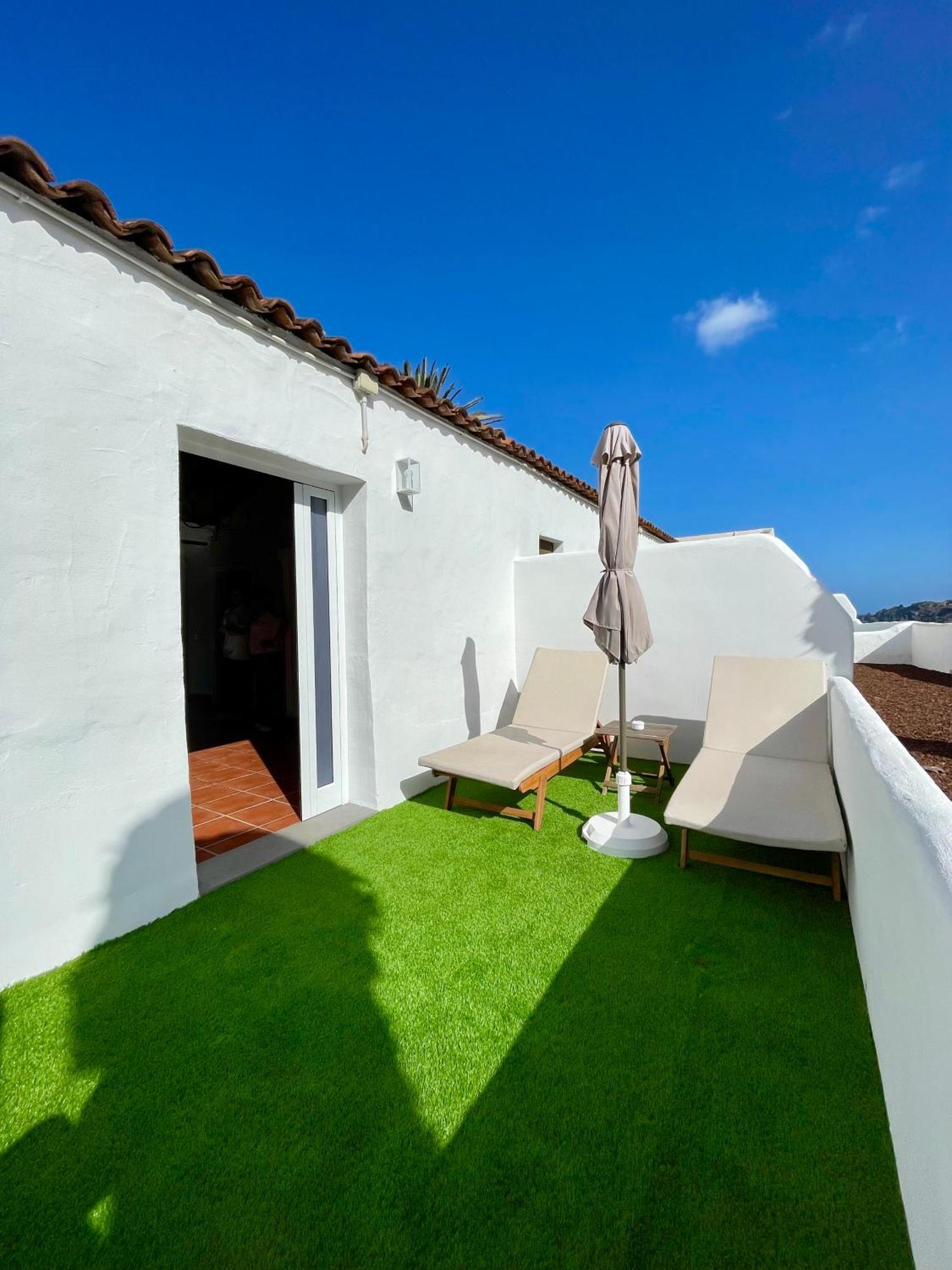 Habitación Doble Básica - 1 o 2 camas - A 500 metros del edificio principal