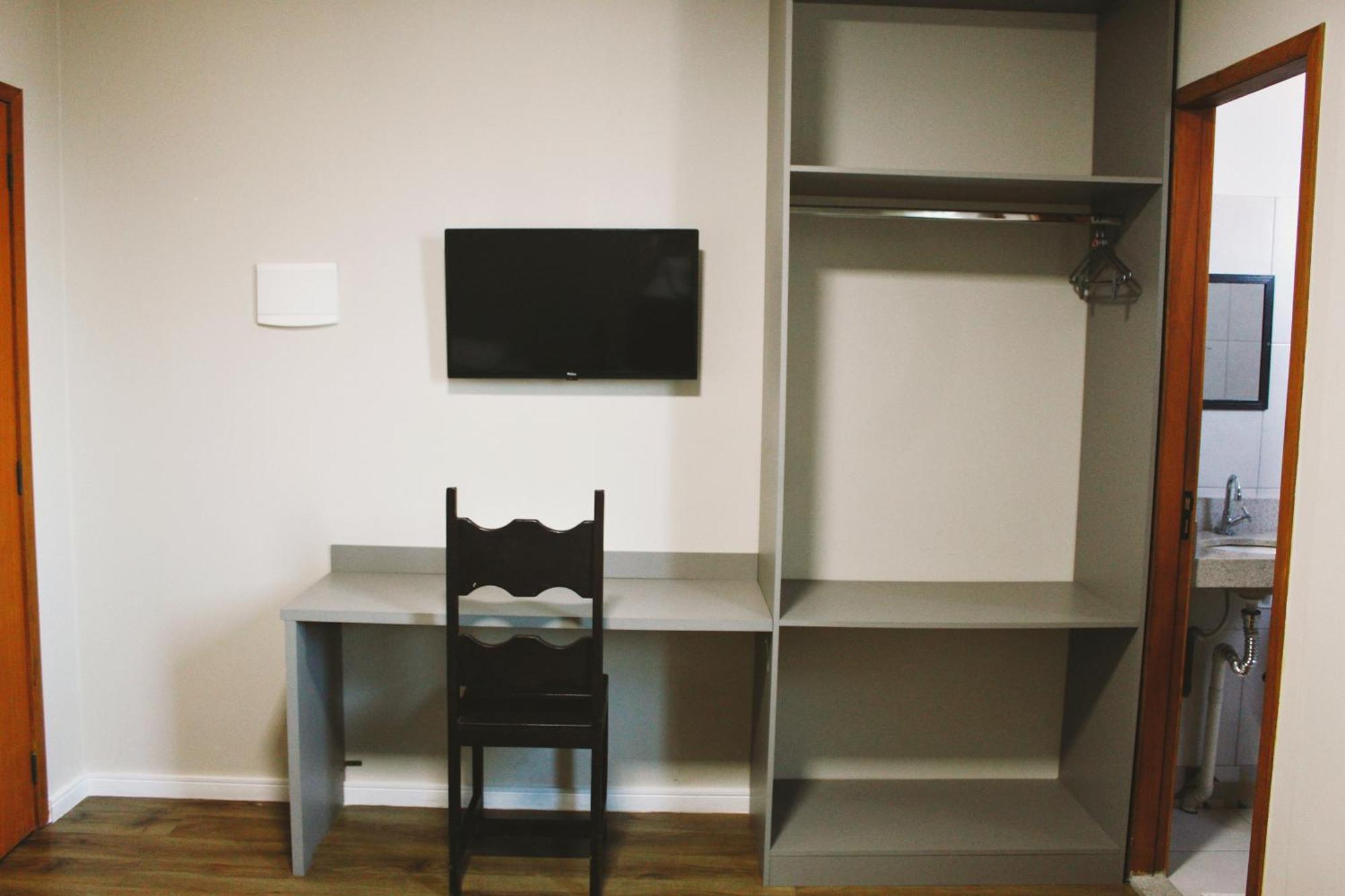 Quarto Duplo