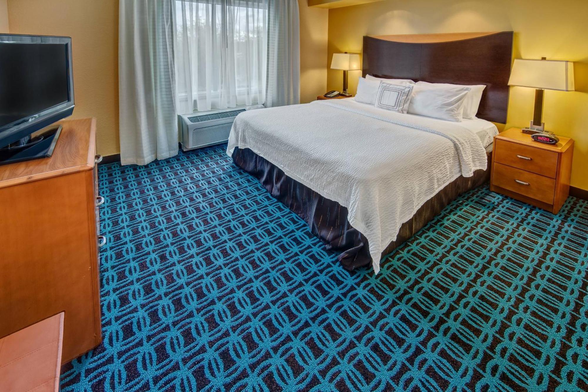 Monolocale con Letto King-Size e Divano-Letto