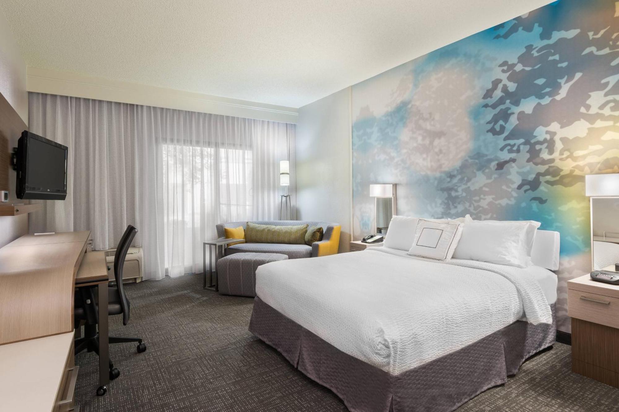 King Room with Sofa Bed