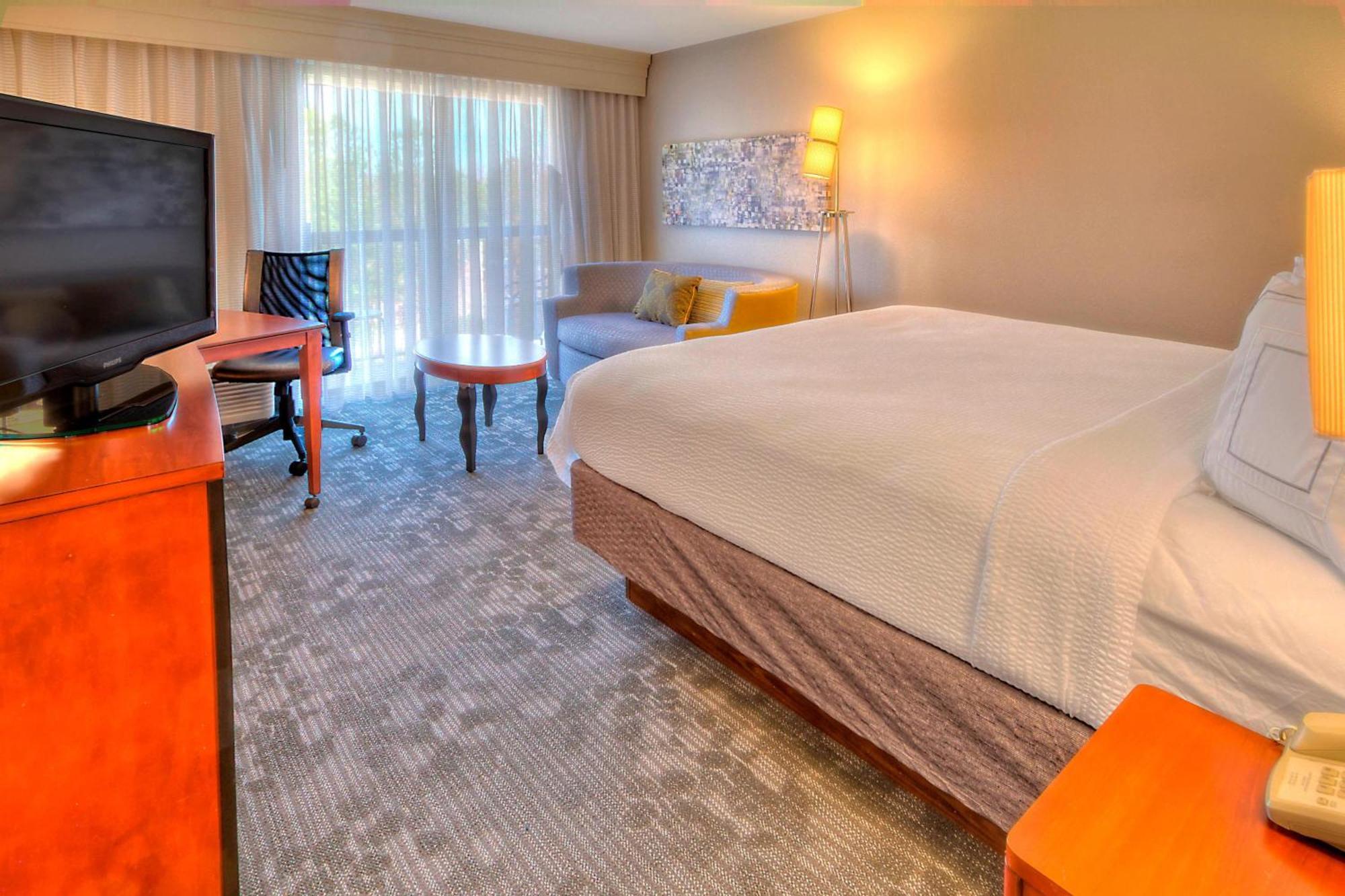 King Room with Sofa Bed