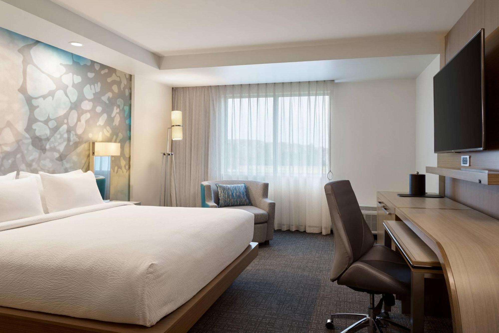 Guest room, 1 King, Sofa bed