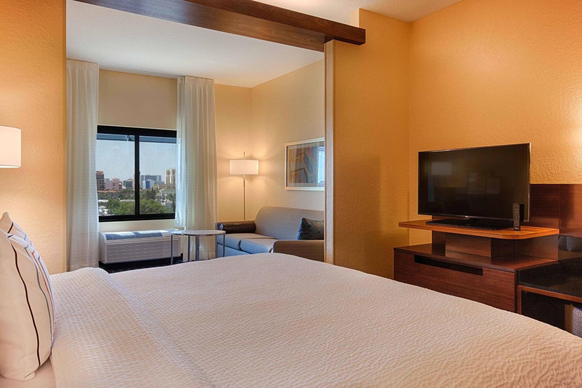 King Suite with Water View and Sofa Bed - Hearing Accessible