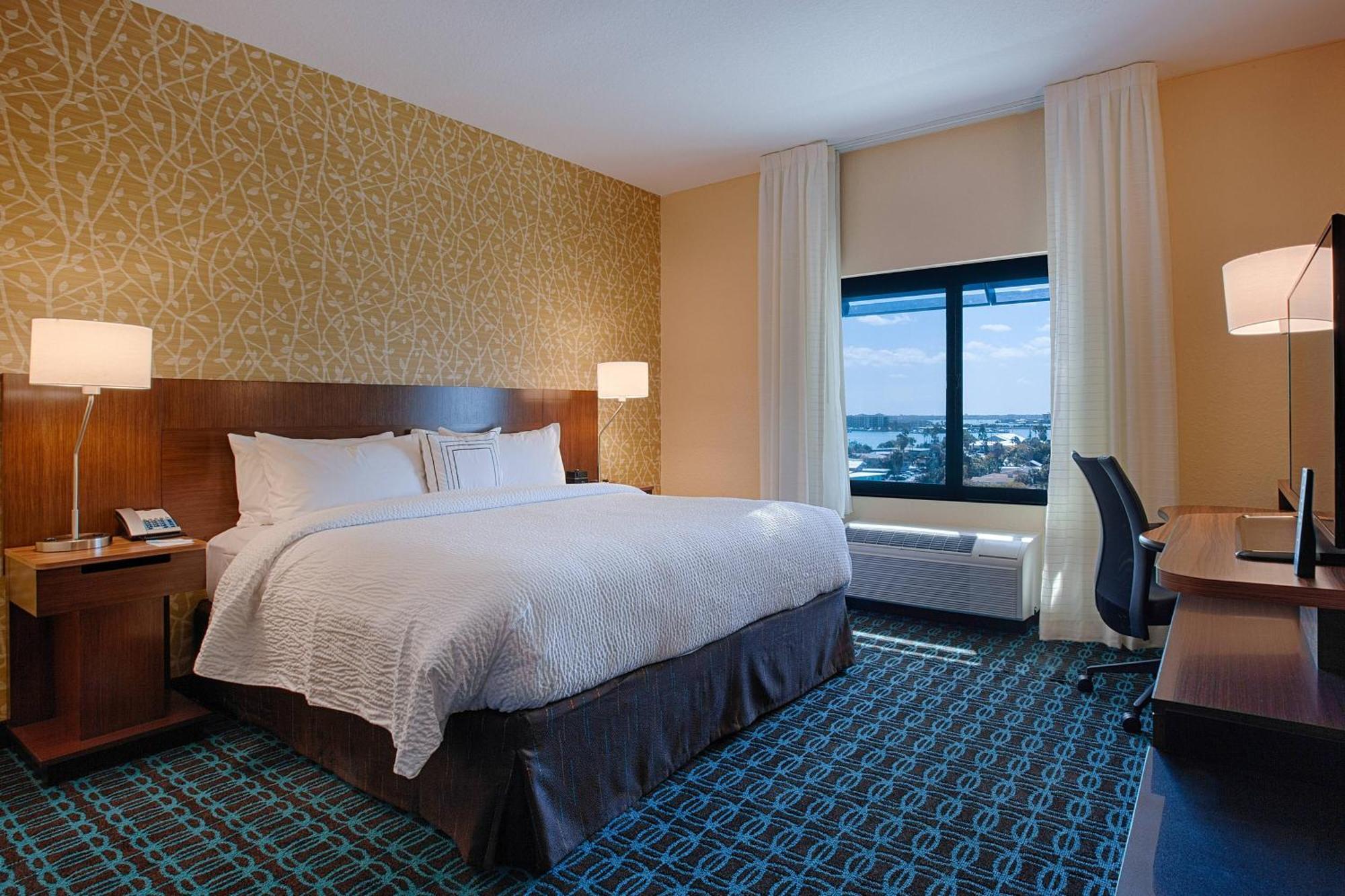 King Room with Water View
